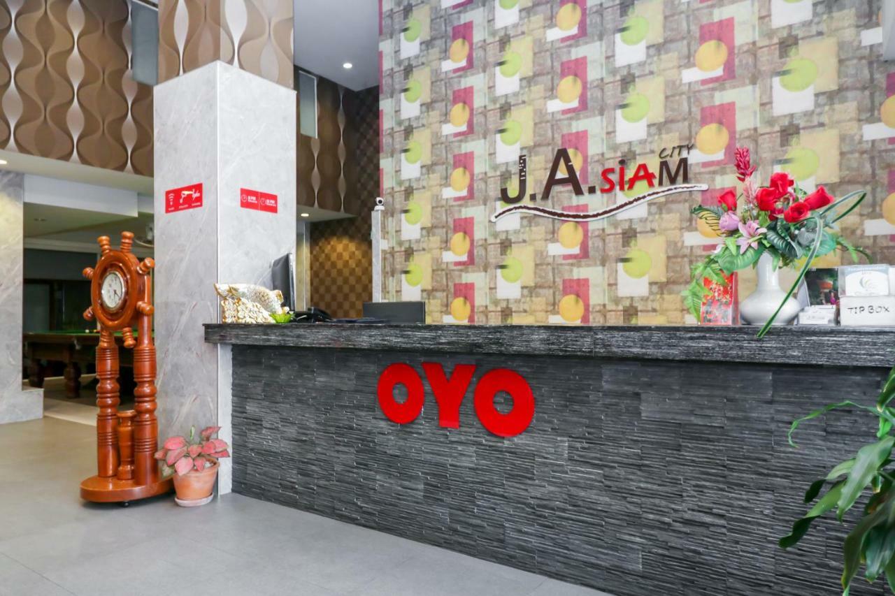 Oyo 120 Ja Siam City Near Bangkok Hospital Pattaya Luaran gambar